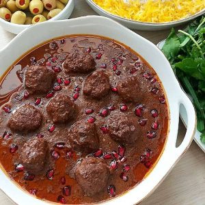 طرز تهیه فسنجان با گوشت قلقلی