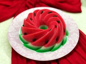 ژله انار قالبی به شکل هندوانه